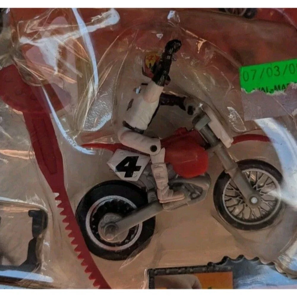 2004 JAKKS PACIFIC Road Champs  Rev’N Rip Racers Ricky Carmichael #4 READ!